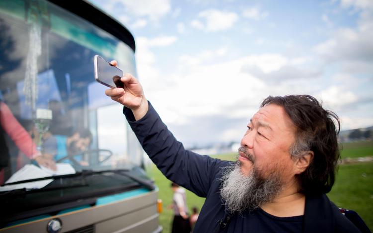 L'artista cinese Ai Weiwei (FOTOGRAMMA/IPA)