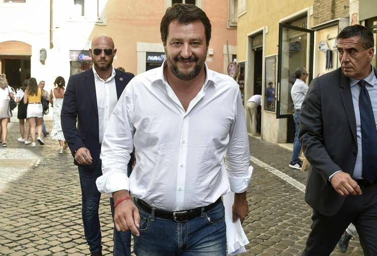 Italy and Austria 'awakening' Europe - Salvini