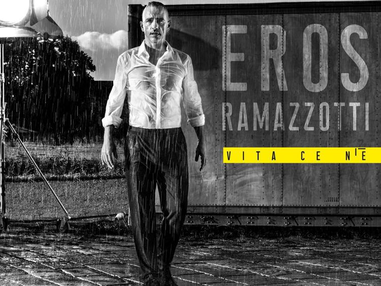 Musica: 'Vita ce n'è' nuovo album di Ramazzotti, da febbraio tour mondiale