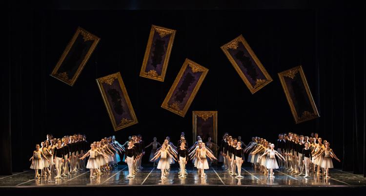 Gala al Nazionale per festeggiare i  90 anni della Scuola di danza del Teatro dell'Opera di Roma (foto Yasuko Kageyama)