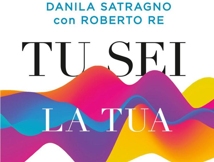 Un dettaglio della copertina del libro 'Tu sei la tua voce' di Daniela Satragno con Roberto Re