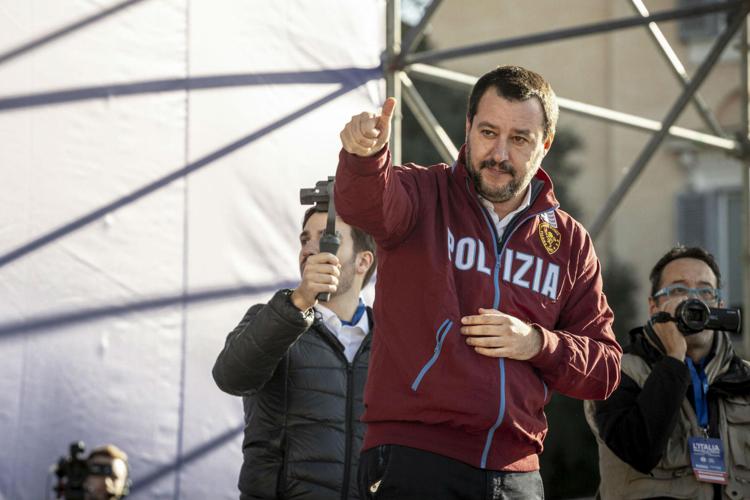 Matteo Salvini sul palco di Roma (Fotogramma/Ipa) - FOTOGRAMMA