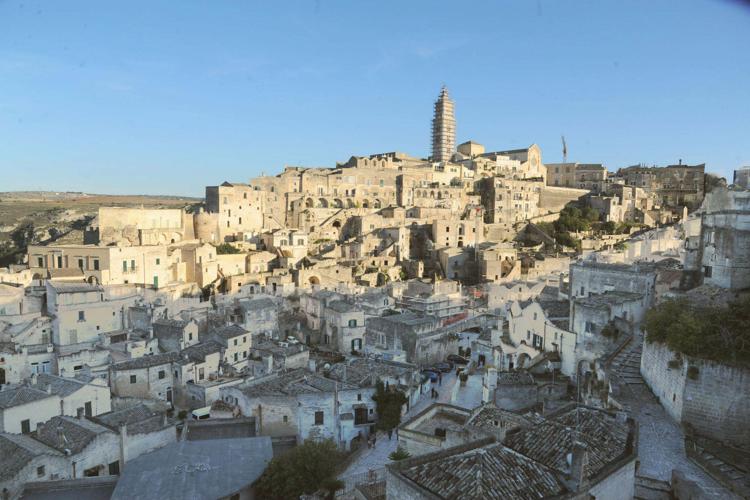 Turismo: 'Fai Brumotti per l'Italia' fa tappa a Matera