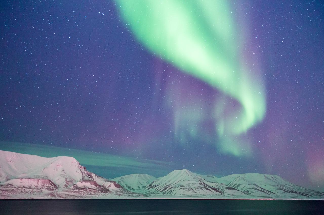 Dicembre (aurora boreale in Norvegia).