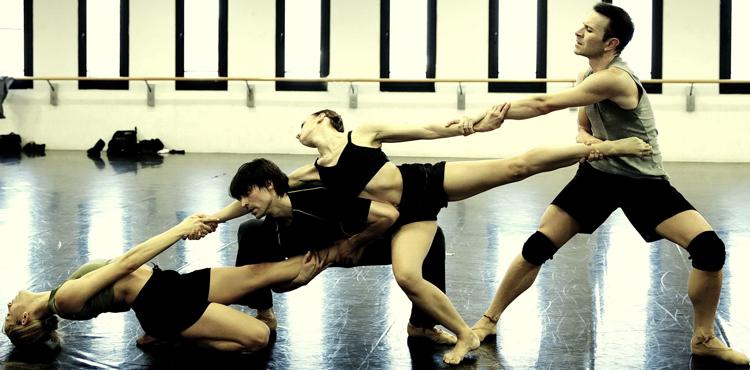 I danzatori del corpo di ballo scaligero durante le prove di 'Winterreise' di Angelin Preljocaj in scena dal 24 gennaio al 9 marzo