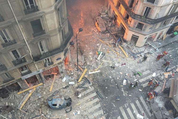 Una vista dall'alto dell'esplosione a Parigi (Afp) - AFP