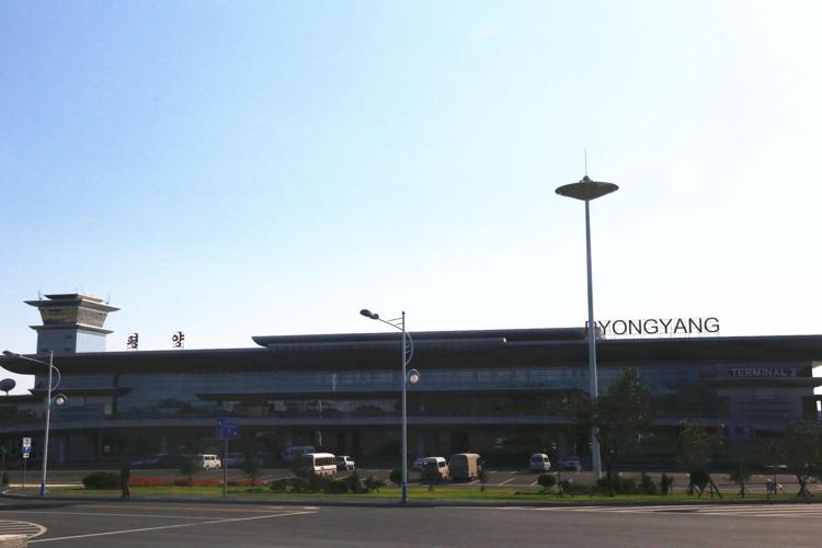 L'aeroporto di Pyongyang (Xinhua)
