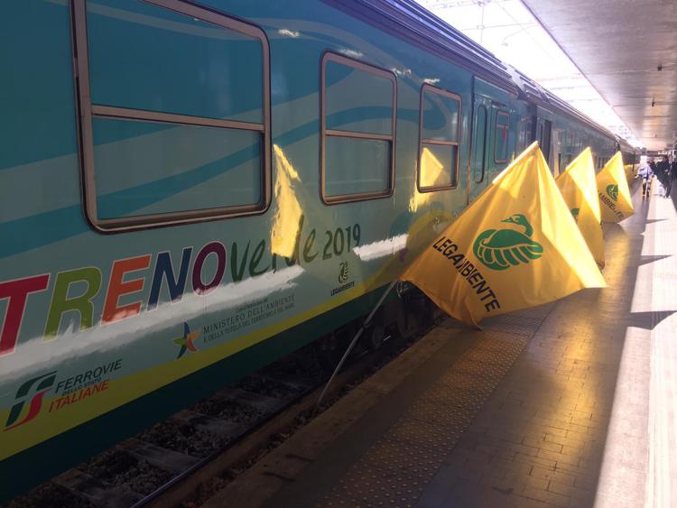 Mobilità: sui binari d'Italia torna Treno Verde per un futuro a zero emissioni