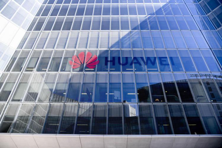 I nuovi uffici Huawei a Milano (Fotogramma)e - FOTOGRAMMA