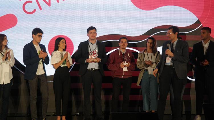 Al Festival dell'economia civile premiate startup recupero e turismo