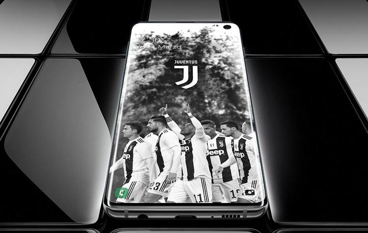 Samsung: il Galaxy S10 si tinge di bianconero per la Juventus Special Edition