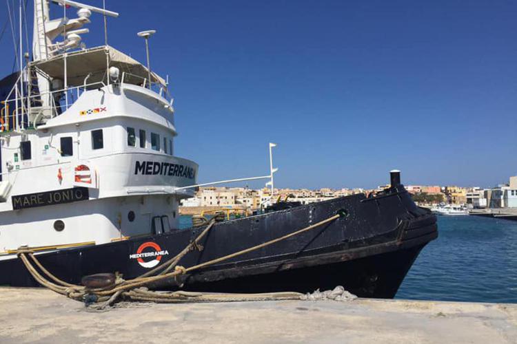 (Immagine dall'account Twitter di 'Mediterranea Saving Humans' /@RescueMe)