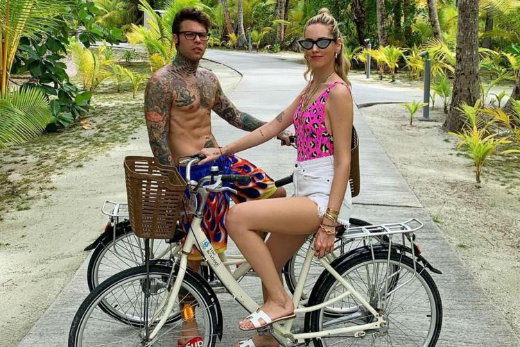 Fedez in vacanza in Polinesia con la moglie Chiara Ferragni (Fotogramma/Ipa)