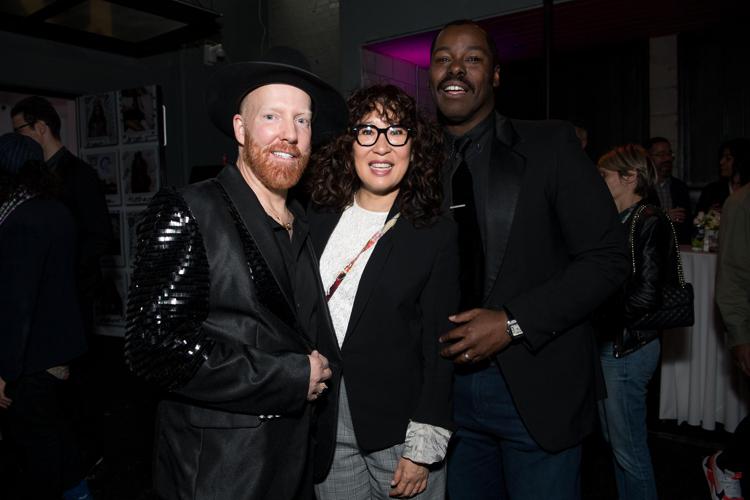 Jason Backe, Sandra Oh e Ted Gibson (foto di Emma McIntyre/Getty Images for 'Starring by Ted Gibson') - Getty Images for STARRING by Ted