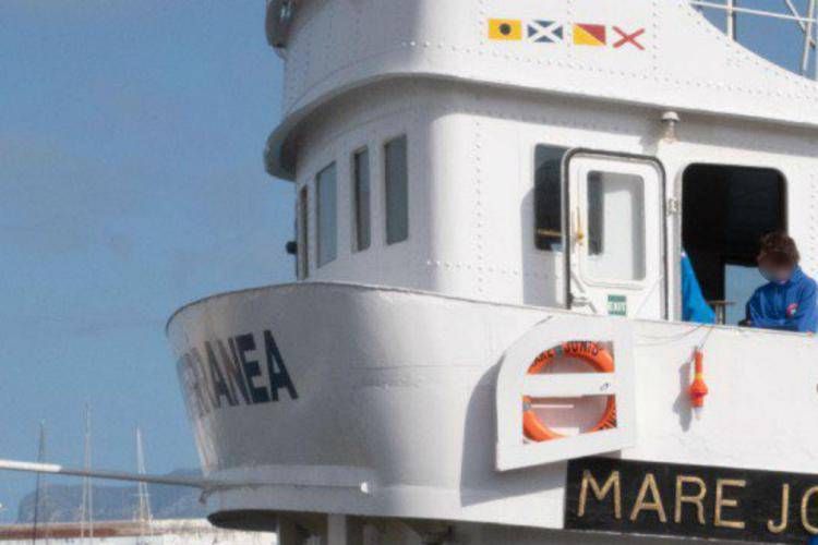 Italian NGO vessel, dozens of rescued migrants 'to dock in Lampedusa'