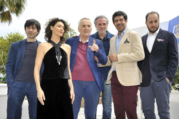 Bellocchio con il cast de 'Il traditore' (Foto Fotogramma/Ipa)