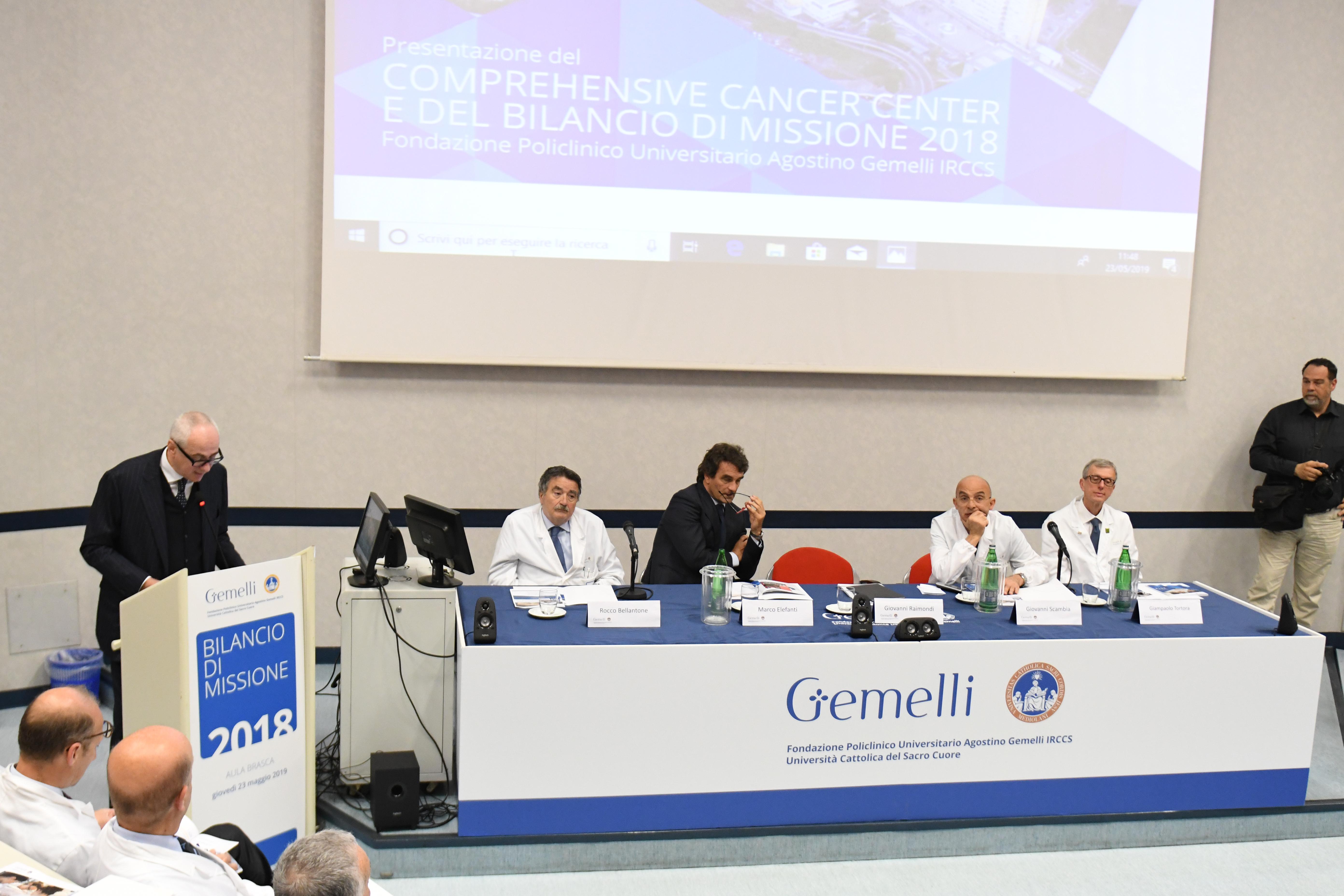 Presentazione del Comprehensive Cancer Center (Adnkronos)