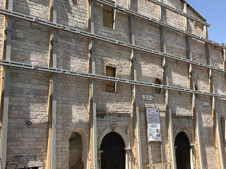 Chiesa di Santa Maria della Visitazione, a Cascia, in fase di restauro dopo il sisma del 2016