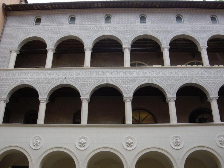 Un particolare dell'interno di Palazzo Sforza Cesarini a Roma, tra le 'dimore storiche' aperte al pubblico il 18 e il 19 maggio.