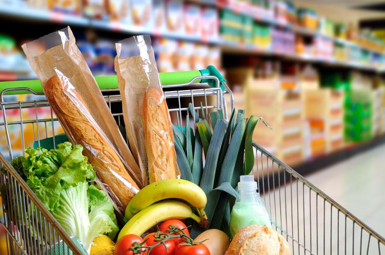 Alimenti: intelligenza artificiale contro lo spreco nei supermercati