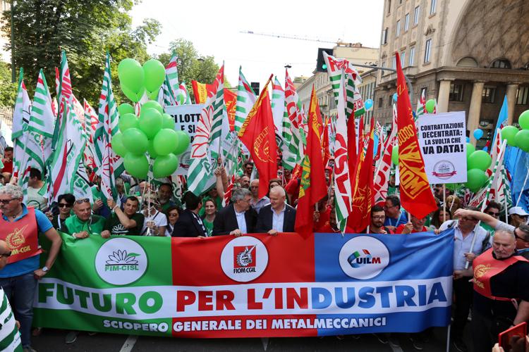 Sciopero generale e manifestazione dei Metalmeccanici da Porta Venezia (Fotogramma/Fotogramma, Milano) - FOTOGRAMMA