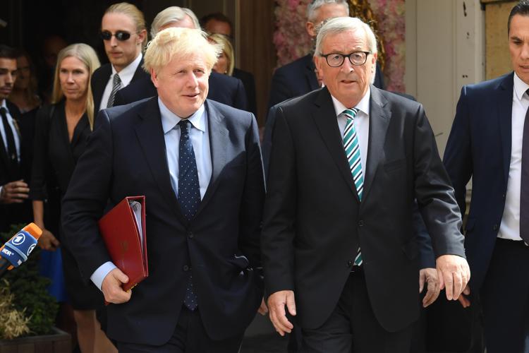 Boris Johnson e Jean-Claude Juncker  (IPA/Fotogramma) - FOTOGRAMMA