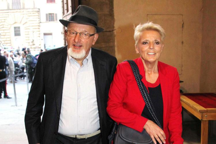 Tiziano Renzi e Laura Bovoli (Fotogramma)
