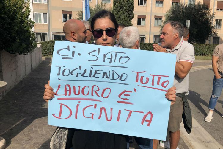 Roma, sit-in ambulanti contro Testo Unico Commercio: 