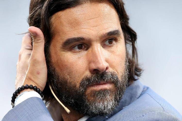 Urli Troppo Rivolta Social Contro Adani