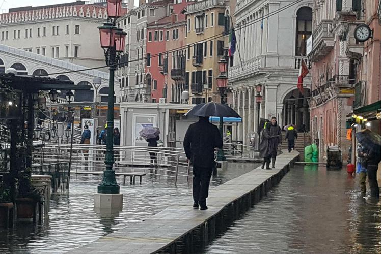 Venezia a rischio, sale il livello del Mediterraneo