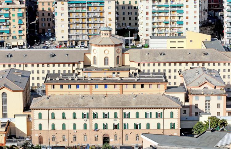 Esterni del carcere di Marassi a Genova (Foto Fotogramma)  - FOTOGRAMMA