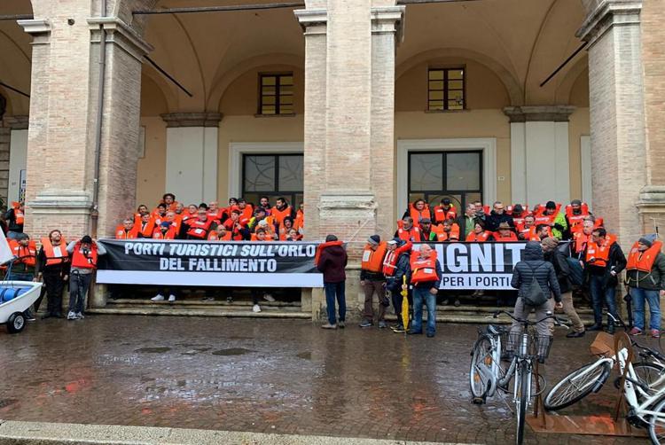 Nautica: Ucina, cresce protesta in porti turistici, a Rimini mobilitazione contro aumento canoni