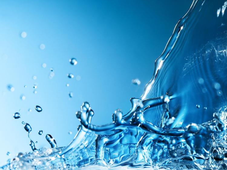 Abstract Splash of Water on a Blue Background - Chepko Danil - Fotolia
