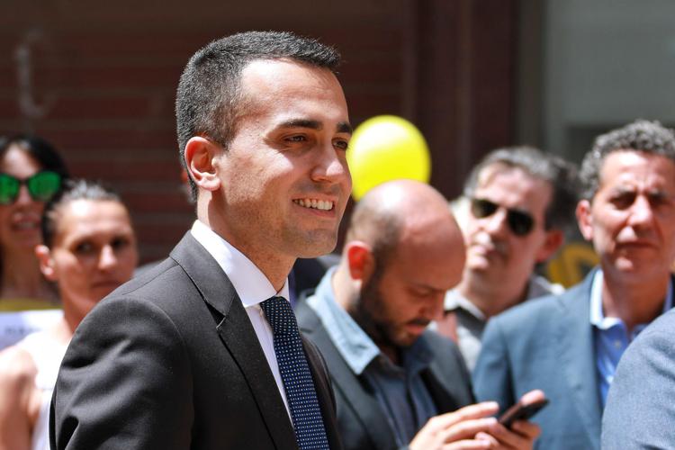 Di Maio thanks medical, military staff for role in Italians' return from Wuhan