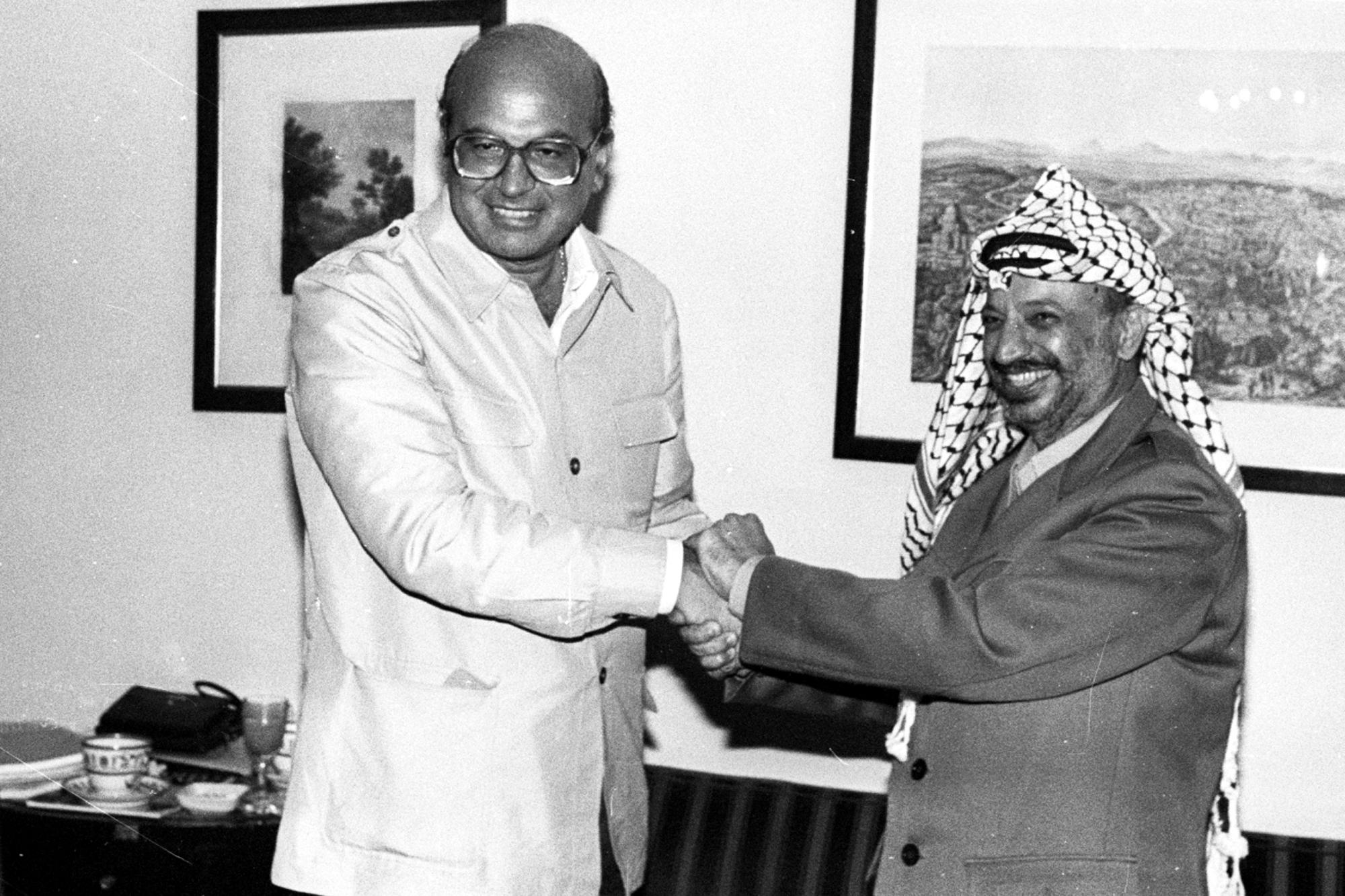 Con il leader dell'Autorità palestinese Yasser Arafat