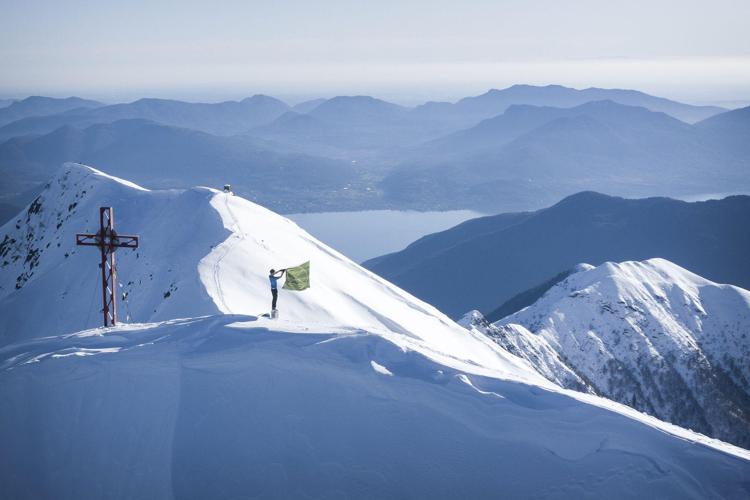 Clima: quattro alpinisti italiani a Davos con gli sci per protesta