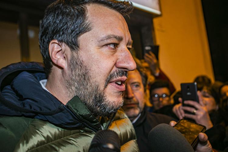 Coronavirus, il j'accuse di Salvini