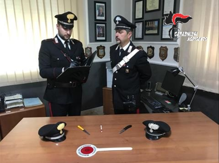 I carabinieri con l'arma usta per il tentato omicidio