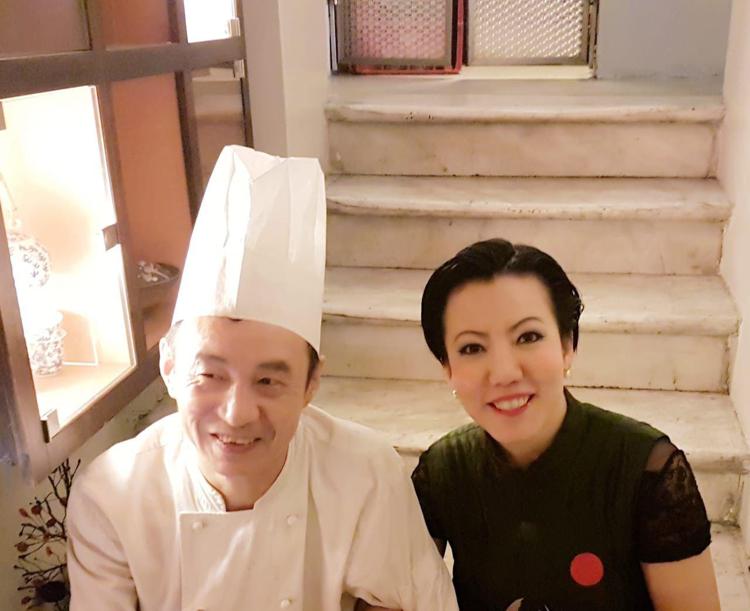 Yan Jiang con lo chef del Green Tea