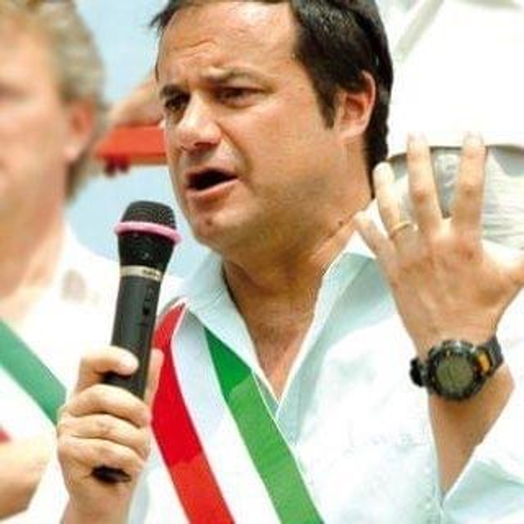 Il sindaco Mauro Carena
