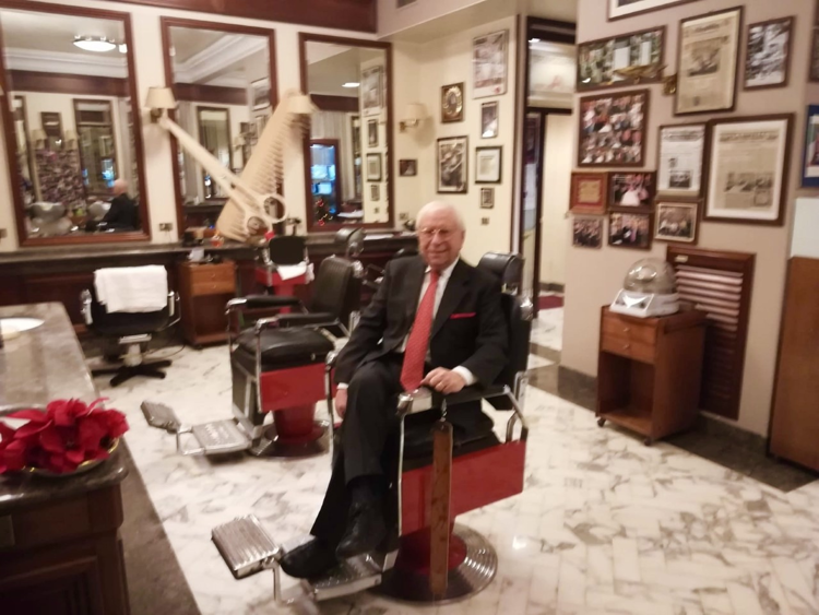 Franco Alfonso, il barbiere di Mattarella