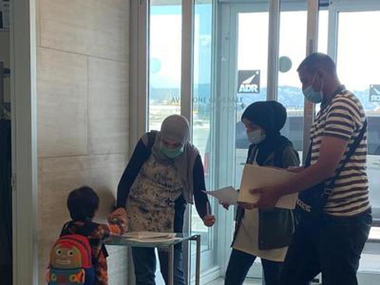 Libyan children arrive in Italy for surgery