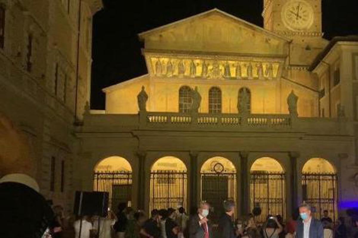 Roma, nuova illuminazione in Santa Maria in Trastevere