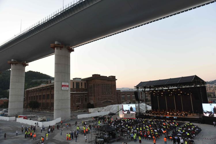 Ponte Genova: Maestrini (Fincantieri), 'Non ci sono parole per ringraziare per il lavoro fatto'