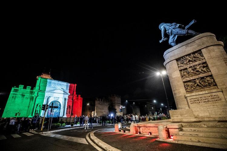 Porta Pia, Raggi: 'nuova illuminazione luogo simbolo storia d'Italia