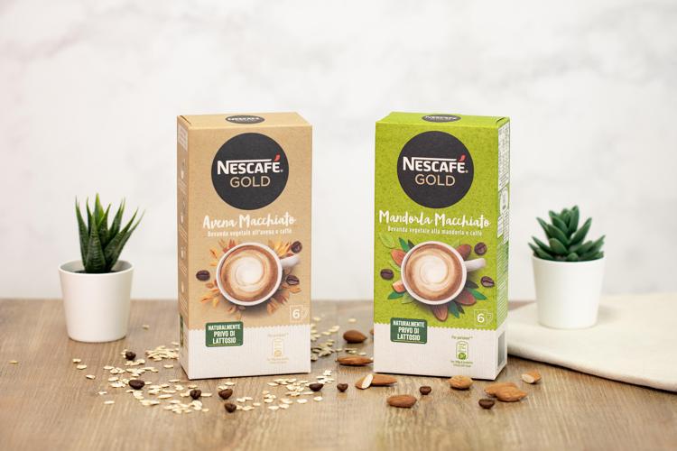 Arriva la nuova gamma di bevande vegetali solubili con caffè: Nescafé Gold Mandorla Macchiato e Avena Macchiato