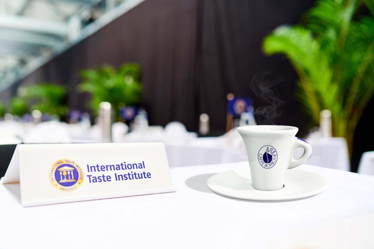 I migliori chef e sommelier del mondo dell’International Taste Institute premiano Caffè Borbone