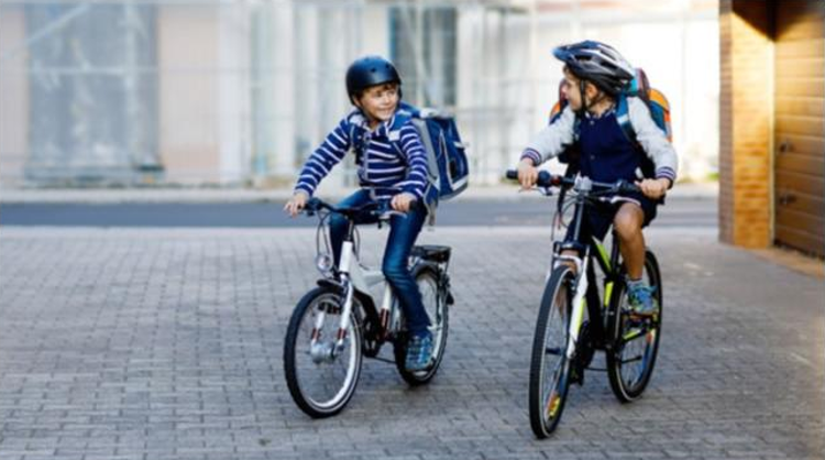 Caschi bici, un test rivela l'effettiva protezione - Adnkronos.com