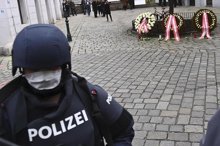 Italian embassy in Vienna shut its doors to mark terror attacks