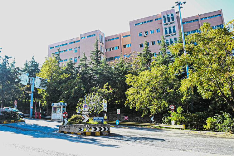 Il Grande ospedale metropolitano Bianchi Melacrino Morelli di Reggio Calabria (Fotogramma) - FOTOGRAMMA